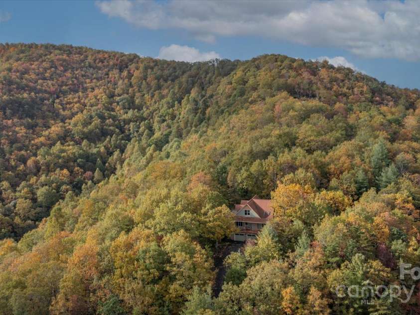 94 Davey Crockett Road, Fairview, NC 28730.  MLS# CAR4310188, YatesRealty ID 1603. Aerial Image