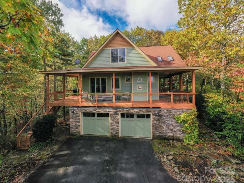 94 Davey Crockett Road, Fairview, NC 28730.  MLS# CAR4310188, YatesRealty ID 1603. Front of Home