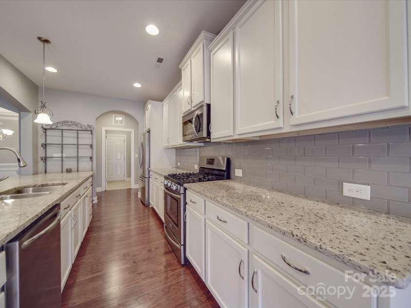 2836 Santiago Circle, Monroe, NC 28110.  MLS# CAR4216034, YatesRealty ID 16031. 