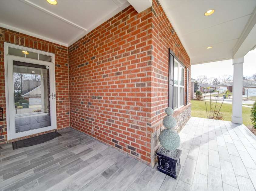 2836 Santiago Circle, Monroe, NC 28110.  MLS# CAR4216034, YatesRealty ID 16031. 