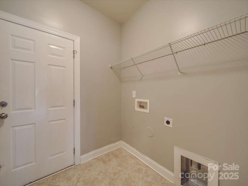 2836 Santiago Circle, Monroe, NC 28110.  MLS# CAR4216034, YatesRealty ID 16031. 