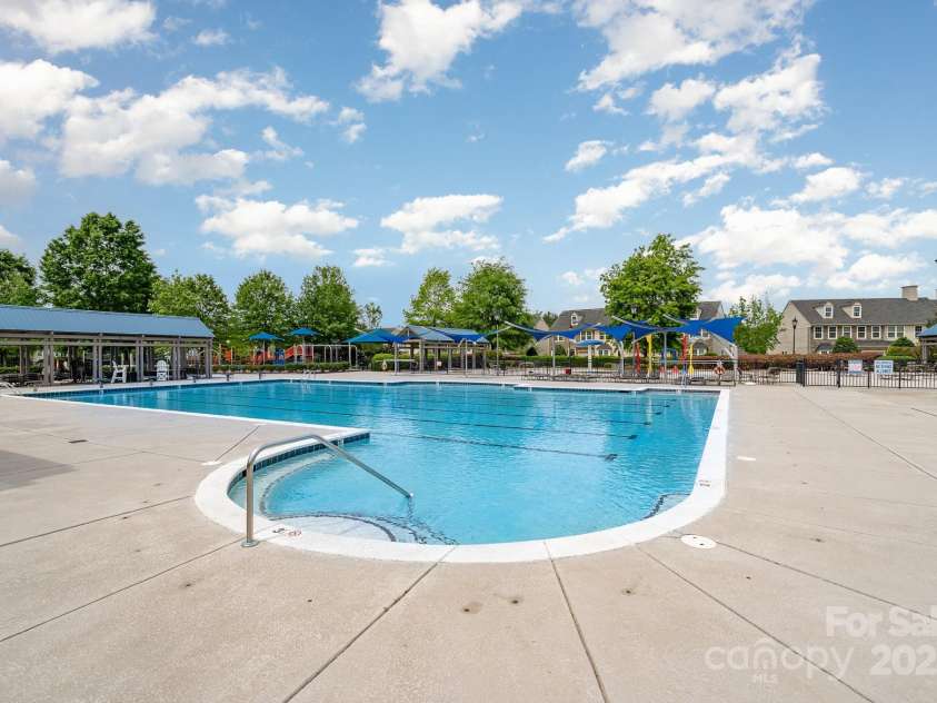 5684 Garrow Glen Road, Charlotte, NC 28278.  MLS# CAR4246603, YatesRealty ID 16035. 