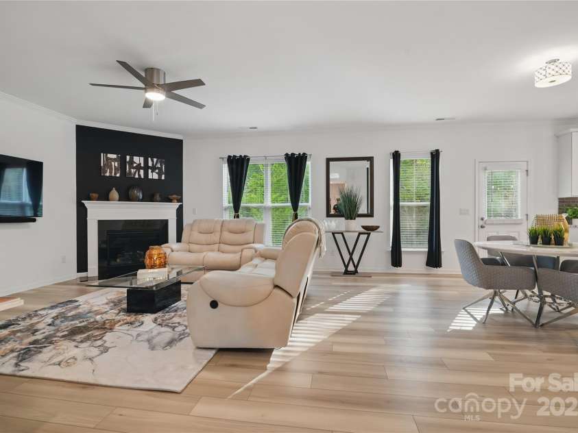 8903 Ansley Park Place, Huntersville, NC 28078.  MLS# CAR4246287, YatesRealty ID 16036. 