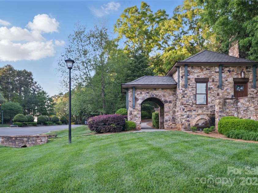 8903 Ansley Park Place, Huntersville, NC 28078.  MLS# CAR4246287, YatesRealty ID 16036. 