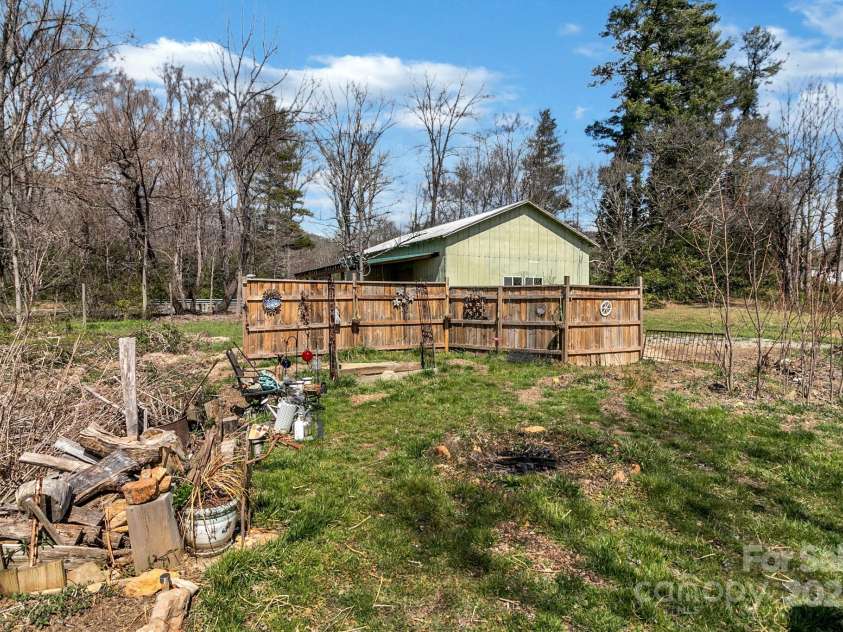 96 Old State Ten, 205-211 Old US Hwy 70 East Road, Black Mountain, NC 28711.  MLS# CAR4264752, YatesRealty ID 16037. 