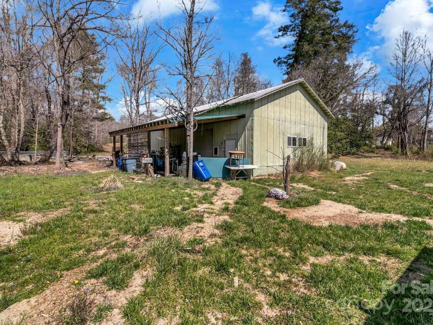 96 Old State Ten, 205-211 Old US Hwy 70 East Road, Black Mountain, NC 28711.  MLS# CAR4264752, YatesRealty ID 16037. 