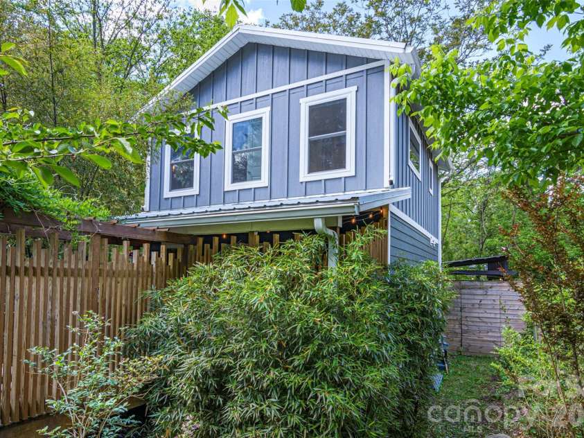 149 State Street, Asheville, NC 28806.  MLS# CAR4372886, YatesRealty ID 16038. Surrounded by Nature
