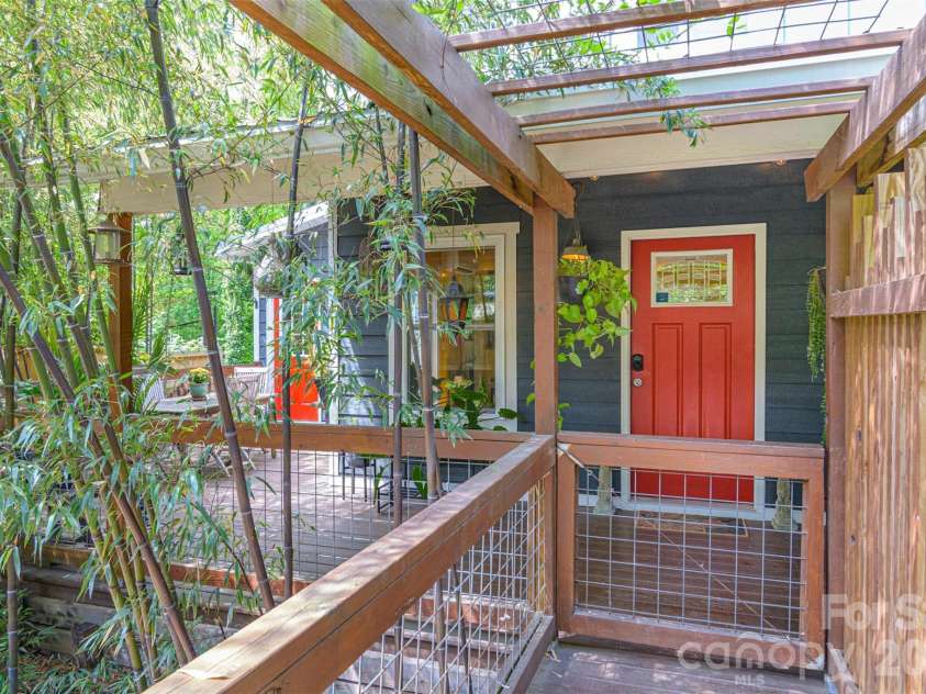 149 State Street, Asheville, NC 28806.  MLS# CAR4372886, YatesRealty ID 16038. Urban Oasis