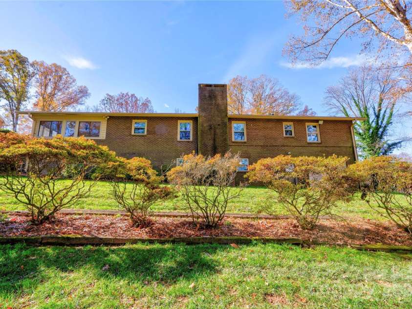 608 Hanover Drive, Shelby, NC 28150.  MLS# CAR4203173, YatesRealty ID 16038. Back