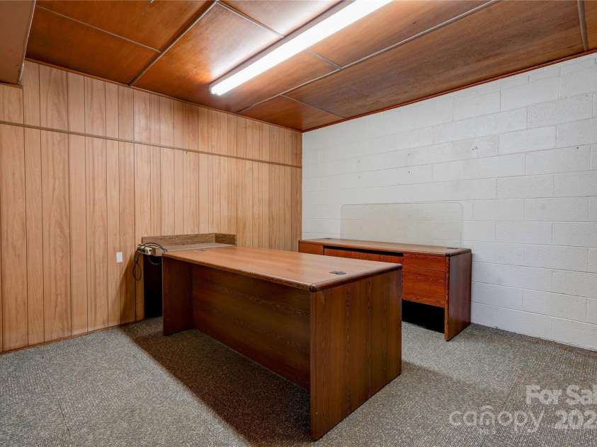 608 Hanover Drive, Shelby, NC 28150.  MLS# CAR4203173, YatesRealty ID 16038. Office- Basement