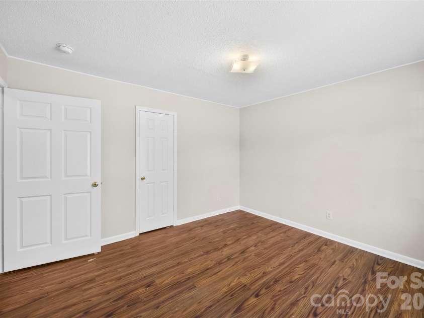 1655 Webb Street, Gastonia, NC 28052.  MLS# CAR4371466, YatesRealty ID 16039. 