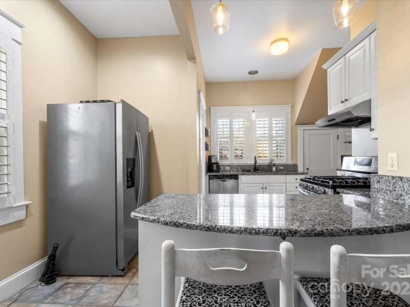 213 Academy Street, Mooresville, NC 28115.  MLS# CAR4238707, YatesRealty ID 16039. 