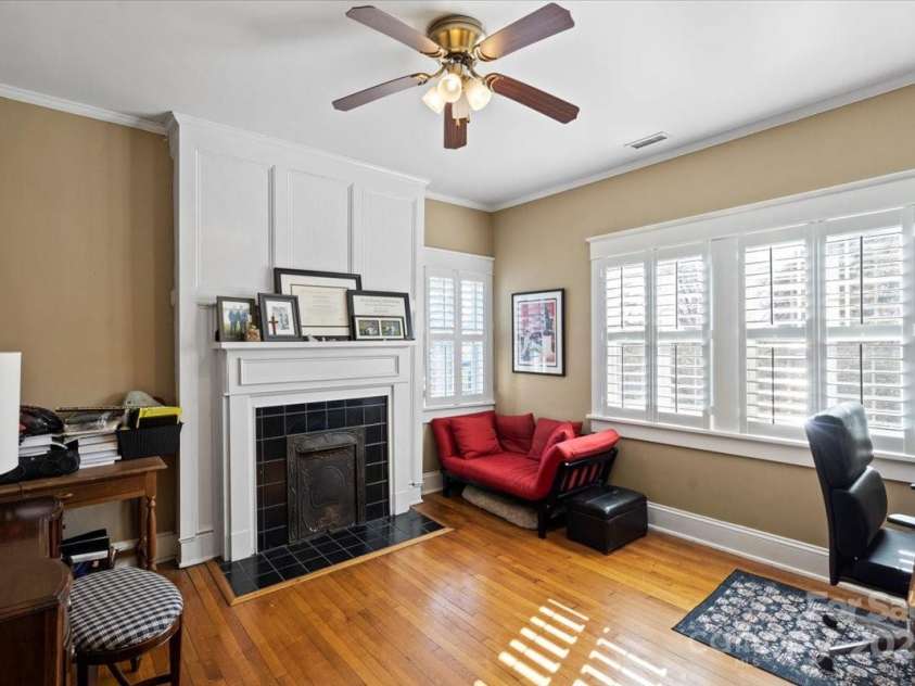 213 Academy Street, Mooresville, NC 28115.  MLS# CAR4238707, YatesRealty ID 16039. 