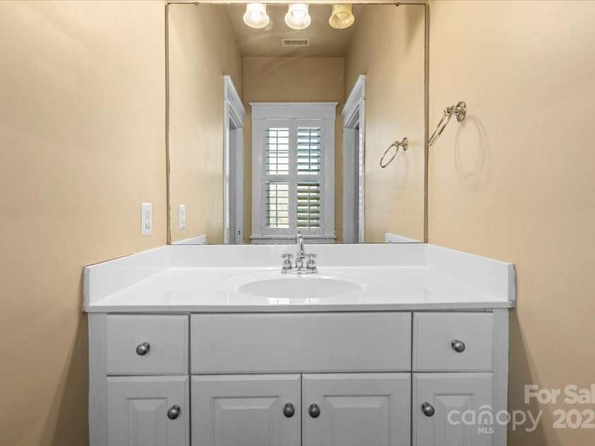 213 Academy Street, Mooresville, NC 28115.  MLS# CAR4238707, YatesRealty ID 16039. 