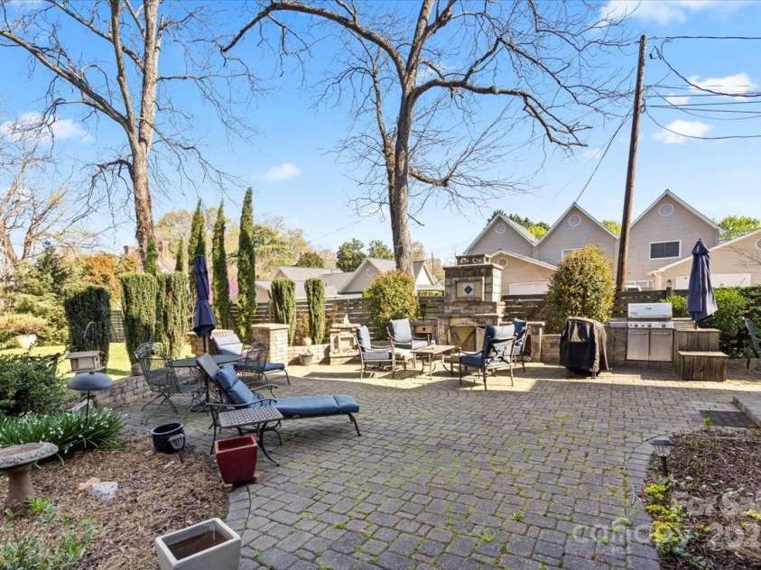 213 Academy Street, Mooresville, NC 28115.  MLS# CAR4238707, YatesRealty ID 16039. 