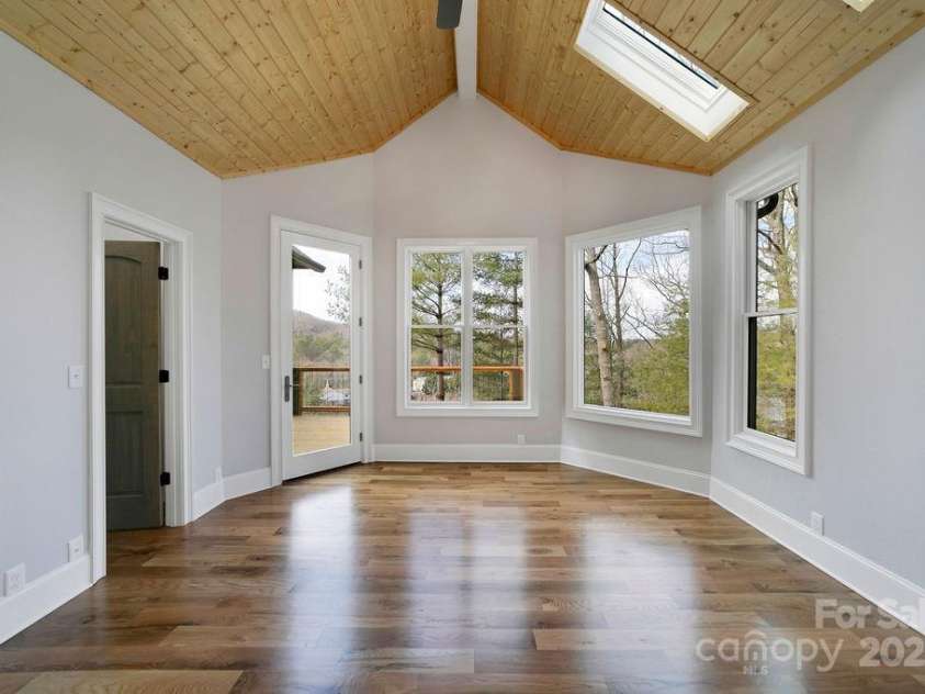 5039 Connestee Trail, Brevard, NC 28712.  MLS# CAR4324412, YatesRealty ID 1604. 