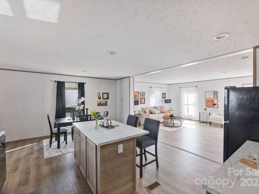 2013 Vick Wilson Road, Shelby, NC 28152.  MLS# CAR4228514, YatesRealty ID 16040. Kitchen