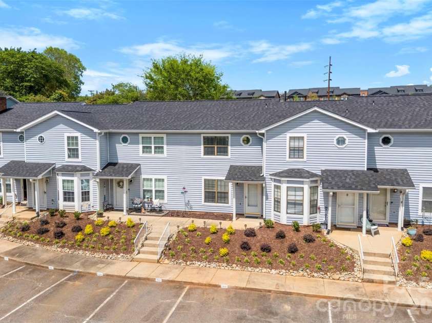1420 River Drive, Belmont, NC 28012.  MLS# CAR4345665, YatesRealty ID 16042. 