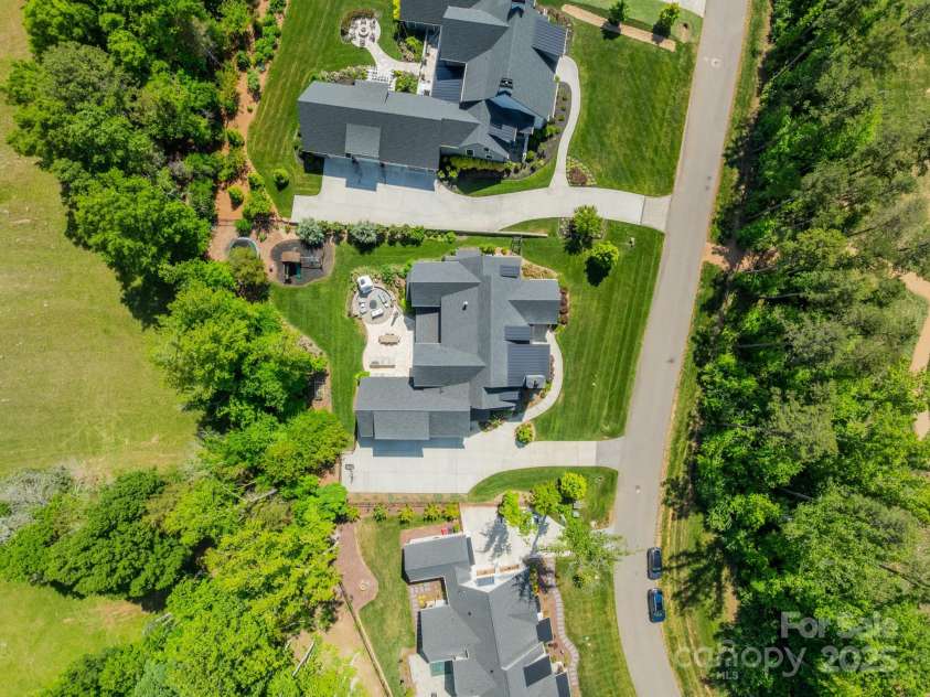 14228 Ryker Way, Davidson, NC 28036.  MLS# CAR4319295, YatesRealty ID 16043. 