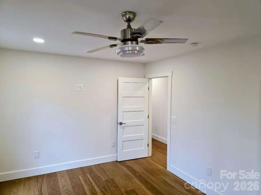 22 Salt Box Haven, Burnsville, NC 28714.  MLS# CAR4364362, YatesRealty ID 16043. Bedroom #2