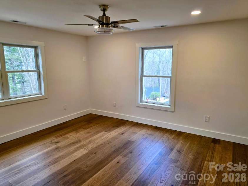 22 Salt Box Haven, Burnsville, NC 28714.  MLS# CAR4364362, YatesRealty ID 16043. Bedroom #3