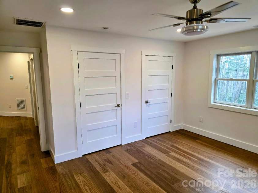 22 Salt Box Haven, Burnsville, NC 28714.  MLS# CAR4364362, YatesRealty ID 16043. Bedroom #3