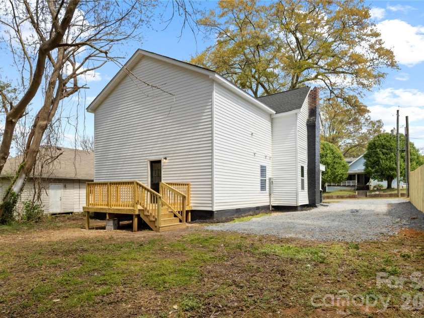 509 Marietta Street, Gastonia, NC 28052.  MLS# CAR4360272, YatesRealty ID 16045. 