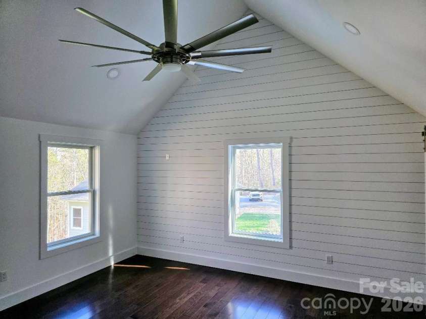 24 Salt Box Haven, Burnsville, NC 28714.  MLS# CAR4365761, YatesRealty ID 16046. Primary bedroom