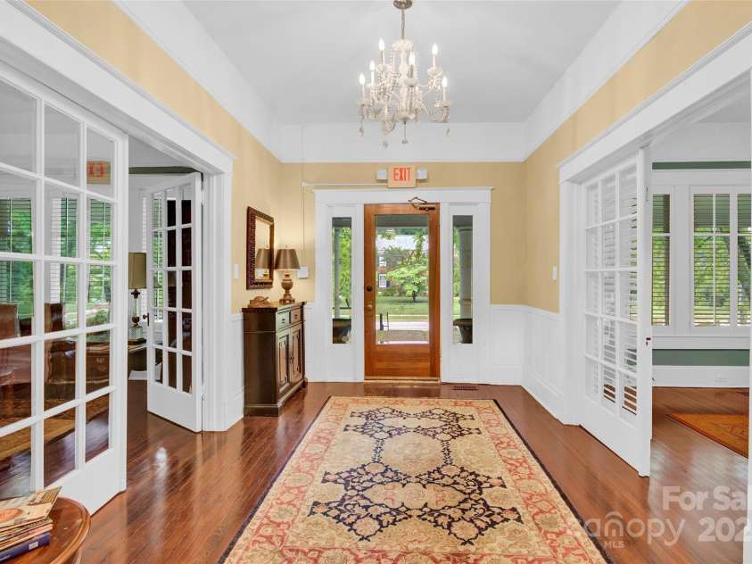 634 Center Avenue, Mooresville, NC 28115.  MLS# CAR4260115, YatesRealty ID 16046. 