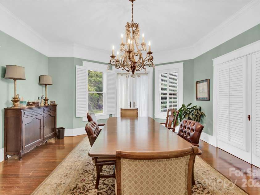 634 Center Avenue, Mooresville, NC 28115.  MLS# CAR4260115, YatesRealty ID 16046. 