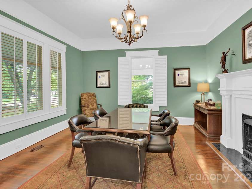 634 Center Avenue, Mooresville, NC 28115.  MLS# CAR4260115, YatesRealty ID 16046. 