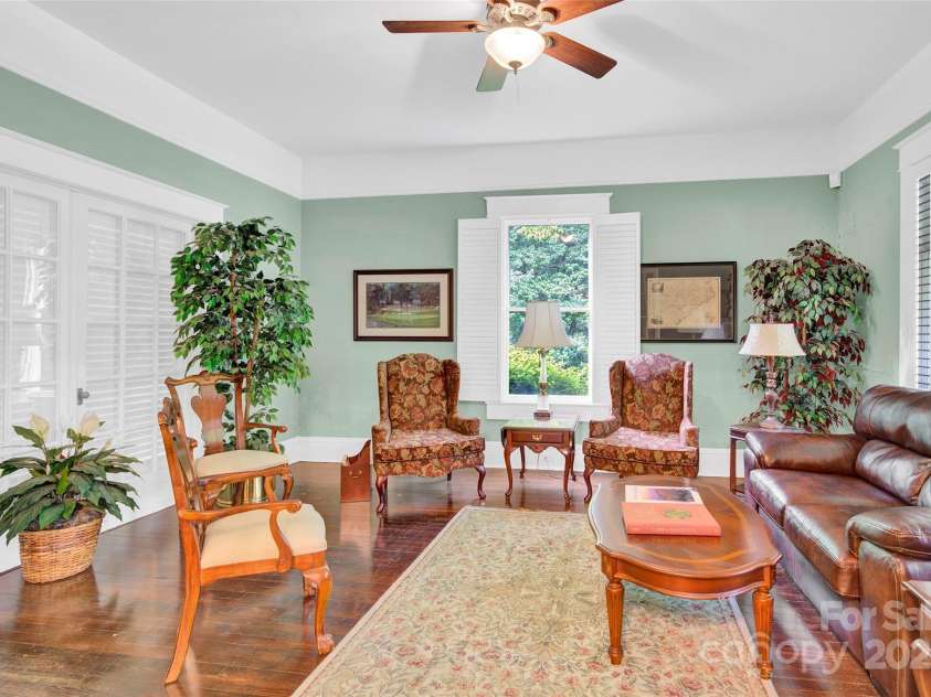 634 Center Avenue, Mooresville, NC 28115.  MLS# CAR4260115, YatesRealty ID 16046. 