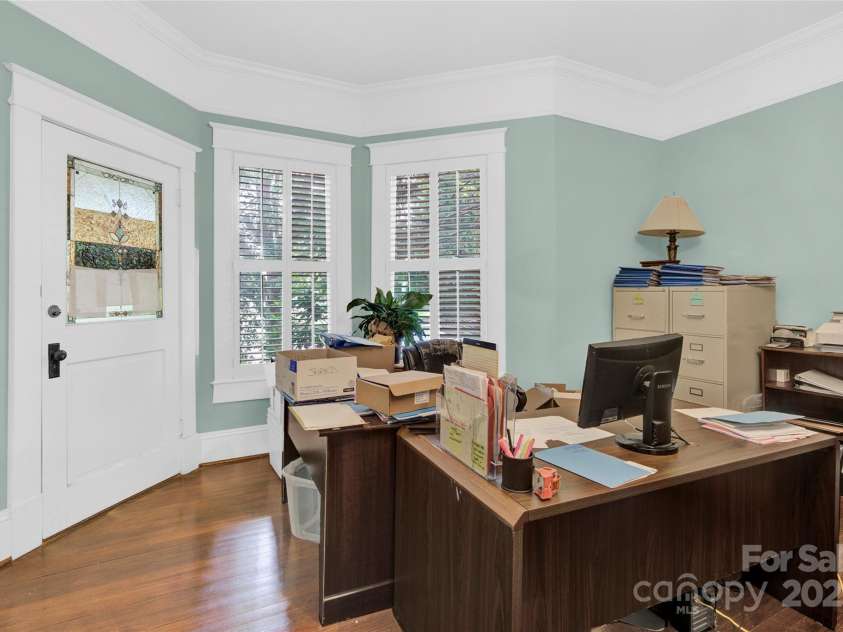 634 Center Avenue, Mooresville, NC 28115.  MLS# CAR4260115, YatesRealty ID 16046. 