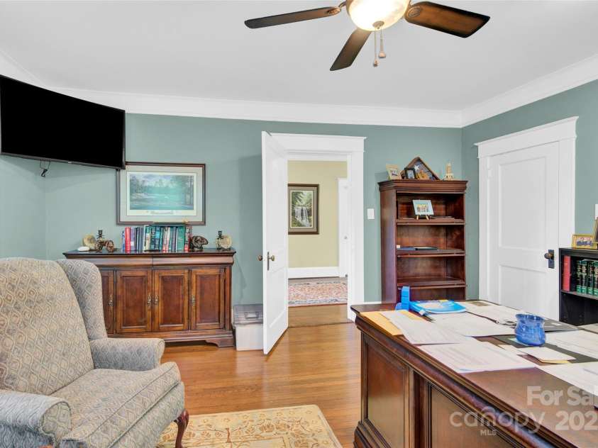 634 Center Avenue, Mooresville, NC 28115.  MLS# CAR4260115, YatesRealty ID 16046. 