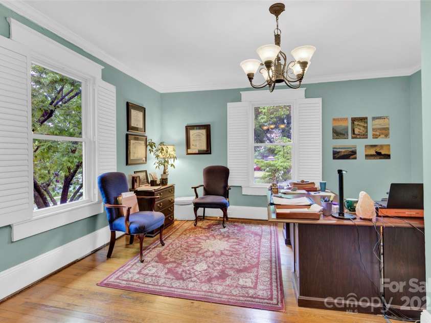 634 Center Avenue, Mooresville, NC 28115.  MLS# CAR4260115, YatesRealty ID 16046. 