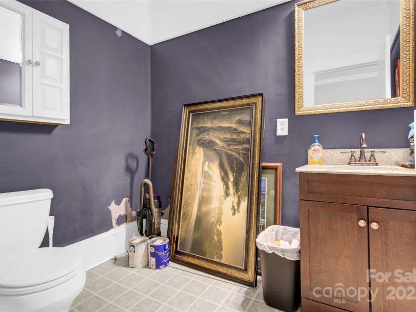 634 Center Avenue, Mooresville, NC 28115.  MLS# CAR4260115, YatesRealty ID 16046. 