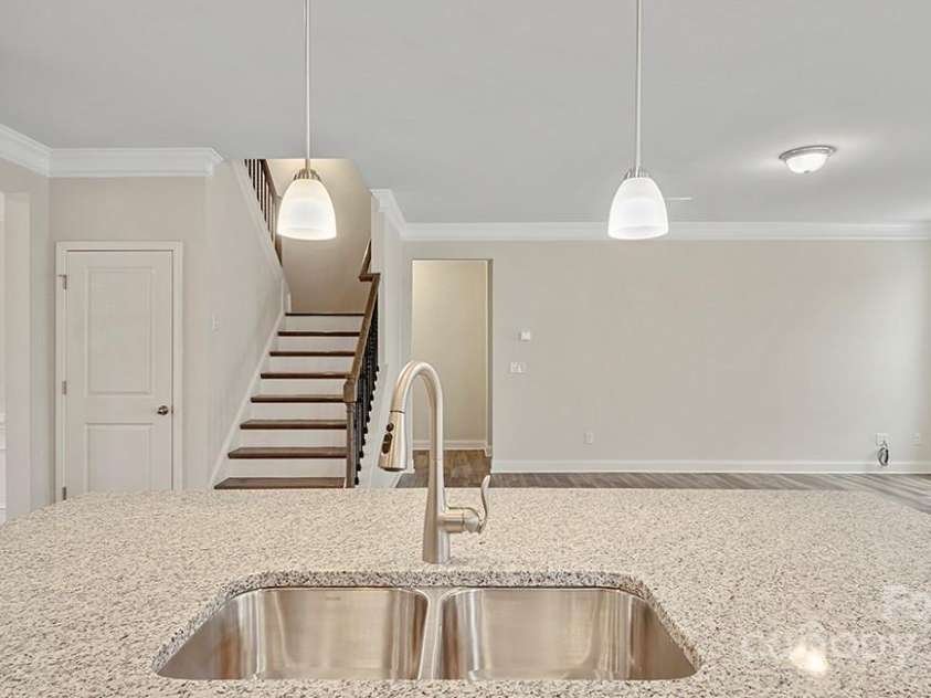 589 Fox Cove Road, Hendersonville, NC 28792.  MLS# CAR4199118, YatesRealty ID 1605. 