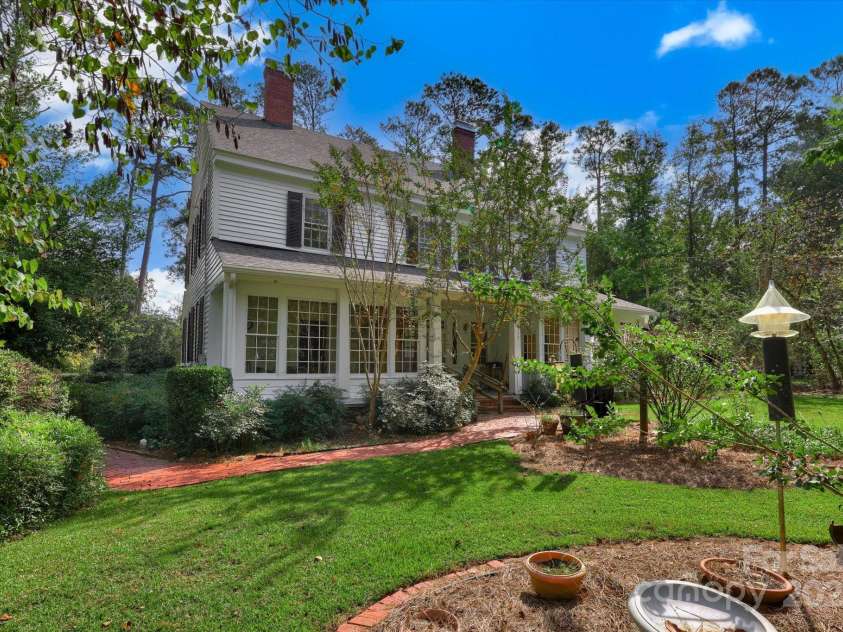 621 Meeting Road, Edgefield, SC 29824.  MLS# CAR4313551, YatesRealty ID 1605. 