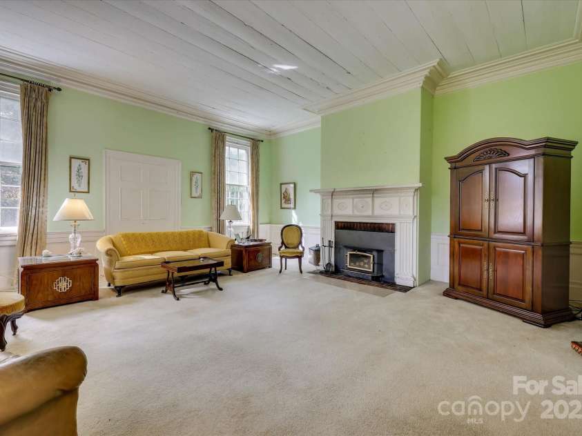 621 Meeting Road, Edgefield, SC 29824.  MLS# CAR4313551, YatesRealty ID 1605. 