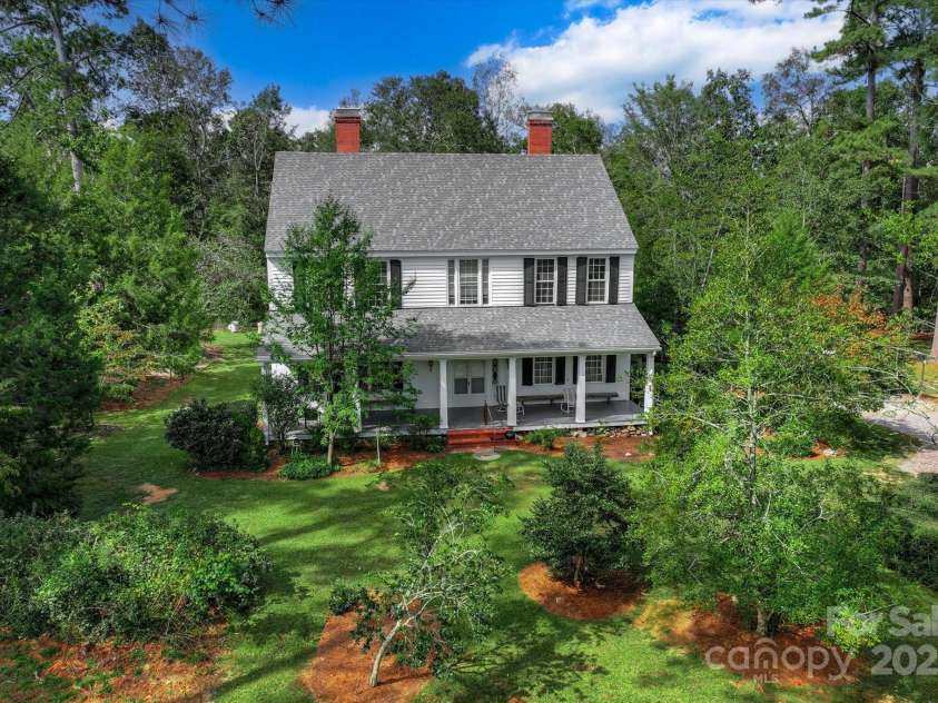 621 Meeting Road, Edgefield, SC 29824.  MLS# CAR4313551, YatesRealty ID 1605. 