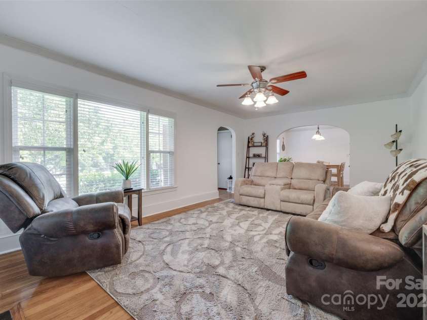 308 Gillsbrook Road, Lancaster, SC 29720.  MLS# CAR4254080, YatesRealty ID 16050. 