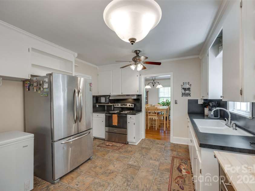 308 Gillsbrook Road, Lancaster, SC 29720.  MLS# CAR4254080, YatesRealty ID 16050. 