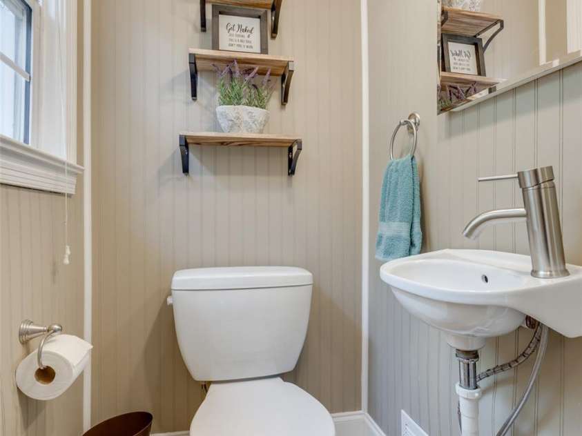 308 Gillsbrook Road, Lancaster, SC 29720.  MLS# CAR4254080, YatesRealty ID 16050. 