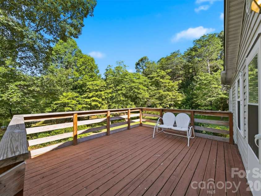 3991 Silver Creek Terrace, Morganton, NC 28655.  MLS# CAR4389533, YatesRealty ID 16052. 