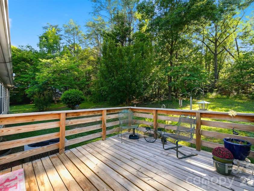 3991 Silver Creek Terrace, Morganton, NC 28655.  MLS# CAR4389533, YatesRealty ID 16052. 