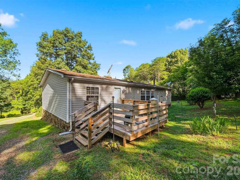 3991 Silver Creek Terrace, Morganton, NC 28655.  MLS# CAR4389533, YatesRealty ID 16052. 