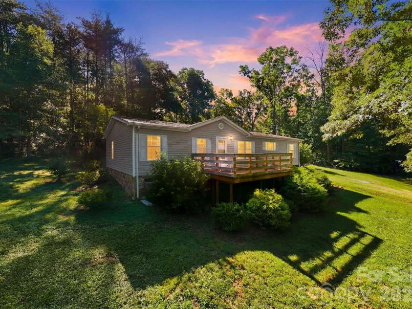 3991 Silver Creek Terrace, Morganton, NC 28655.  MLS# CAR4389533, YatesRealty ID 16052. 