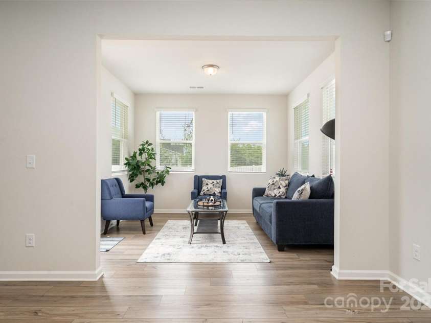 9102 Buckley Court, Charlotte, NC 28269.  MLS# CAR4247901, YatesRealty ID 16054. 