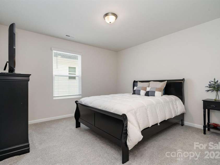 9102 Buckley Court, Charlotte, NC 28269.  MLS# CAR4247901, YatesRealty ID 16054. 