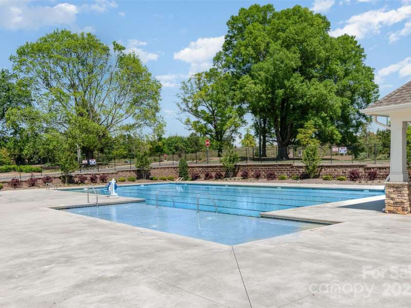 9102 Buckley Court, Charlotte, NC 28269.  MLS# CAR4247901, YatesRealty ID 16054. 